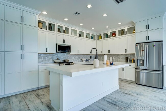 16234 Sea Turtle Pl