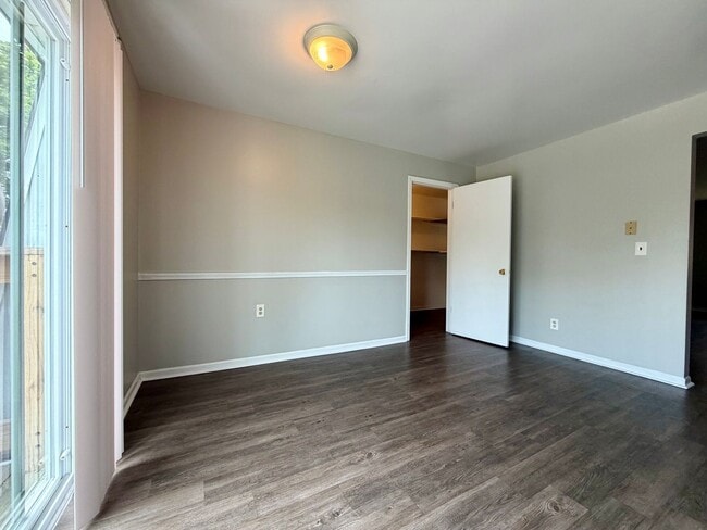 Photo - 4245 Oak Park Dr SE Unit A