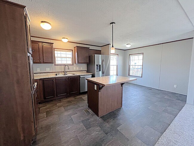 Photo - 17086 Coventry Ln