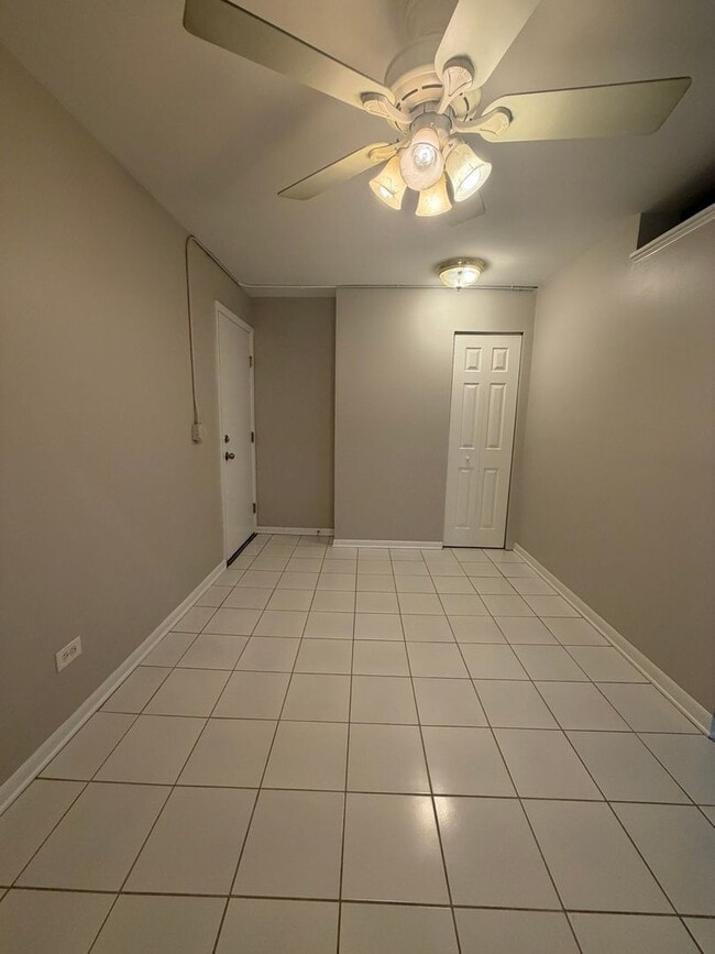 Photo - 304 N Carter St Unit 102