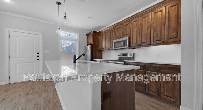 Photo - 903 Montclair Ave