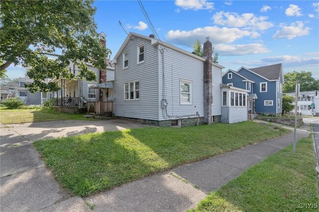 Photo - 148 W Cayuga St