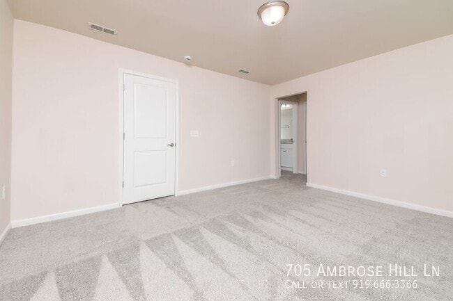 Photo - 705 Ambrose Hl Ln