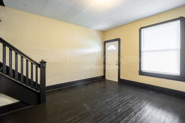 Photo - 2511 Turner Ave