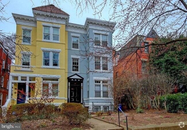 Building Photo - 2007 Kalorama Rd NW Rental