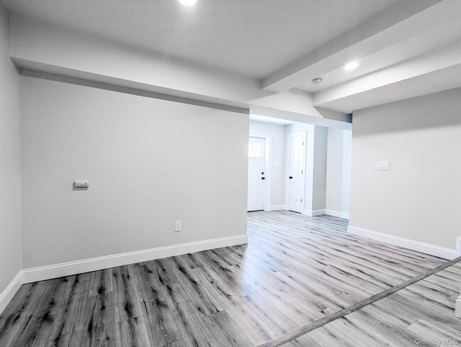 13 Woodland Ln