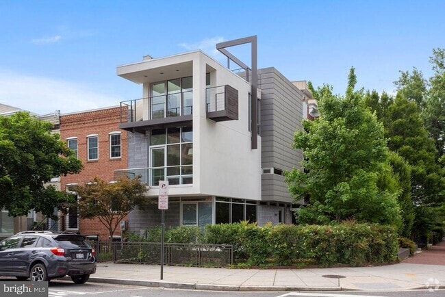 Building Photo - 1024 W St NW Unit 1 Rental
