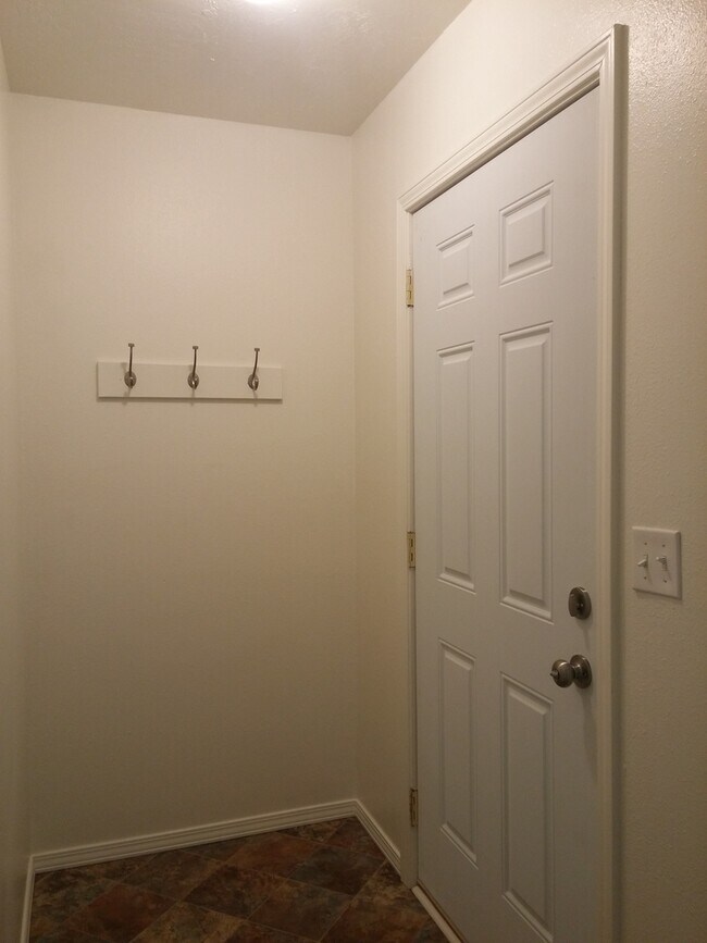 Photo - 2322 Dearborn Ave Unit 3