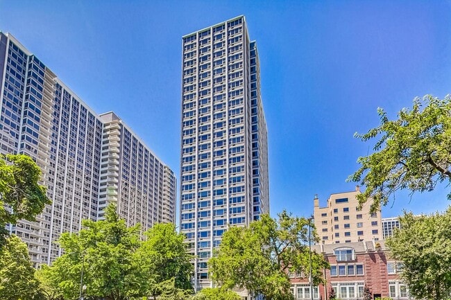 Building Photo - 4250 N Marine Dr Unit 1222