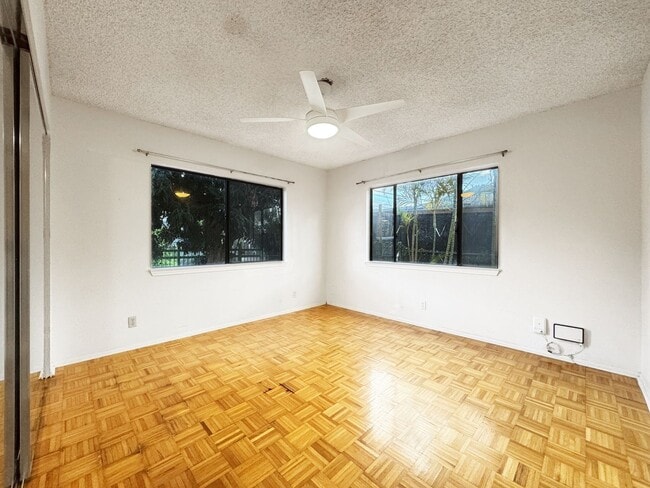 Photo - 2336-ST Unit A (Downstairs)