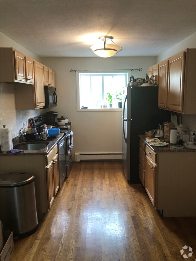 Building Photo - 36 Westgate Rd Unit 4 Rental
