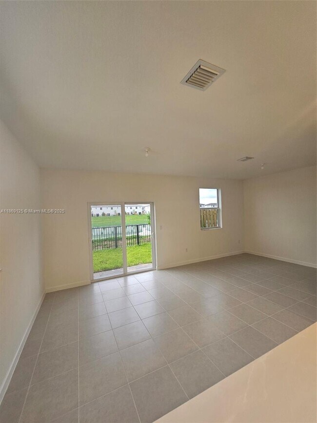 Photo - 2785 SE 25th Ave