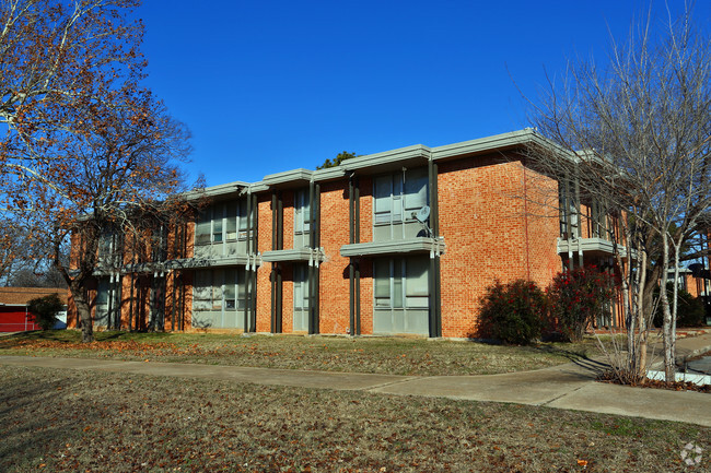 Building Photo - Pennington Place Apartments