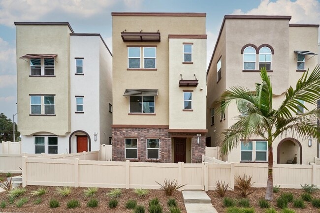 Building Photo - 729 Daniel Freeman Cir Rental