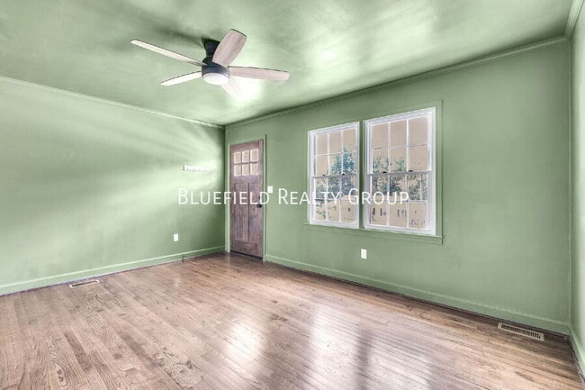 Photo - 603 Creighton Dr