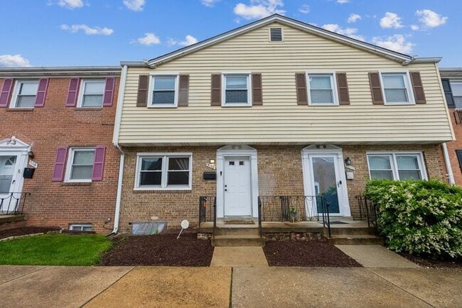 Photo - 5170 Clacton Ave House