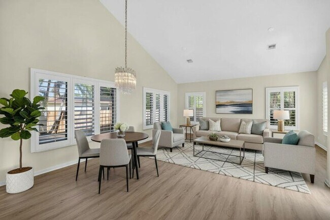 Photo - 4517 NW 5th Ave