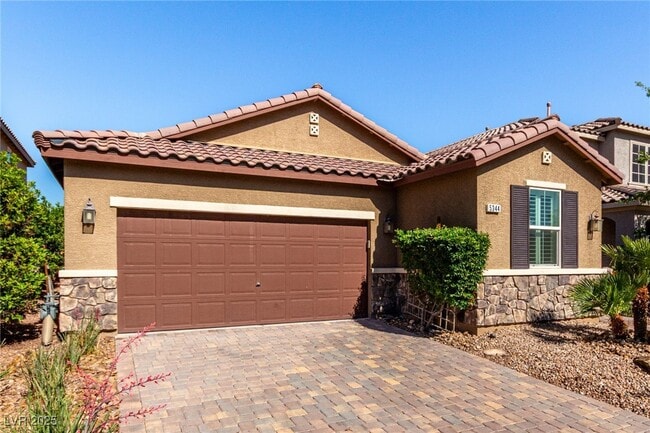 Photo - 5344 Bocopa St