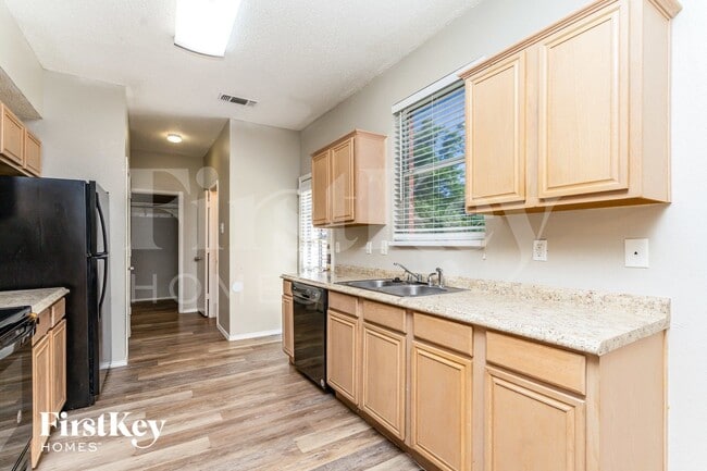 Photo - 530 Alameda Ave