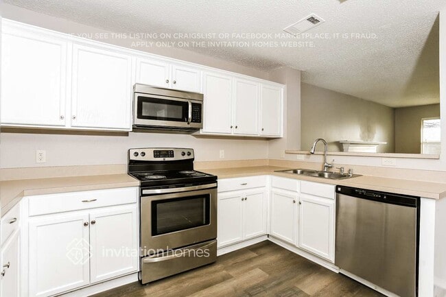 Photo - 825 Monette Dr