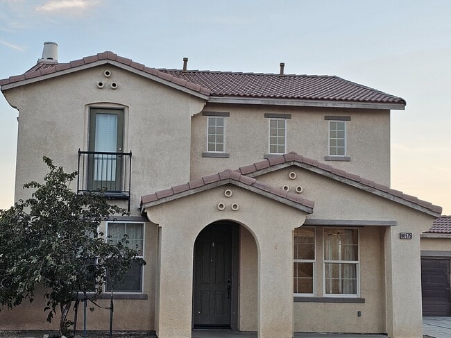 Building Photo - 80575 Stortford Avenue Rental