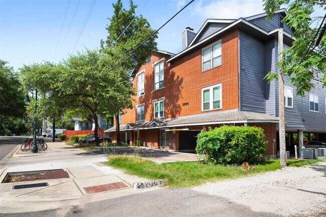 Photo - 2804 Rio Grande St Unit 311