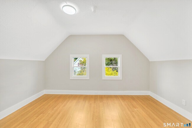 76 Thompson St Unit 3