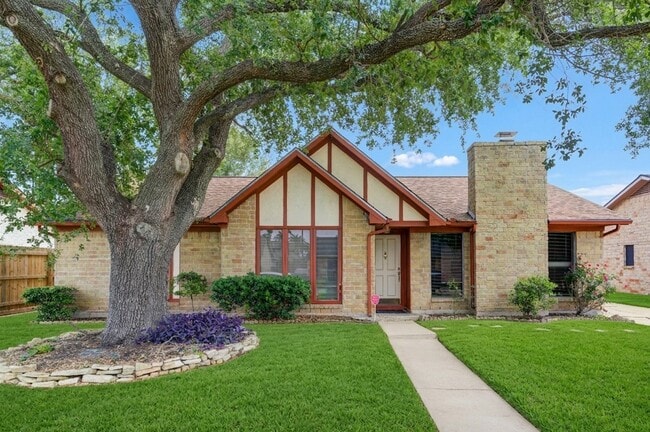 Building Photo - 10122 Sageglow Dr