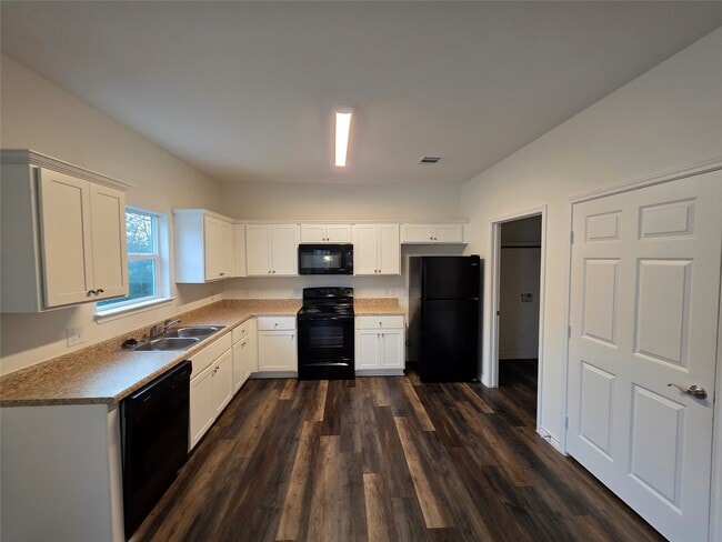 Photo - 6114 Lacey Oak Dr