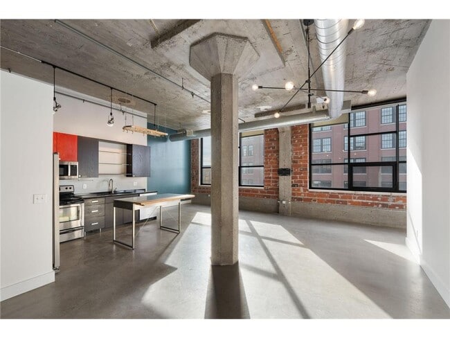 Photo - 718 N Washington Ave Unit 502