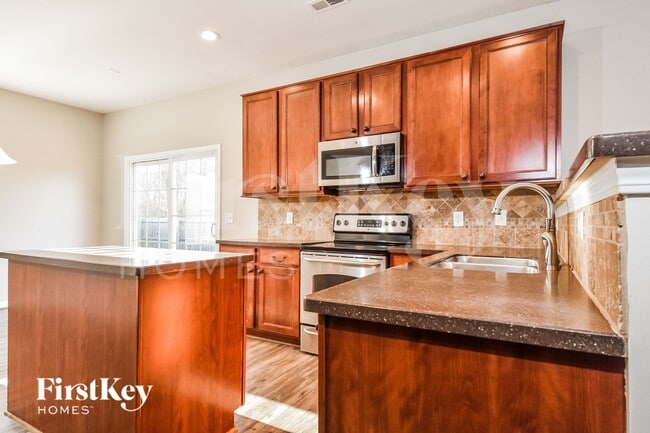 Photo - 6465 Flintlock Ct