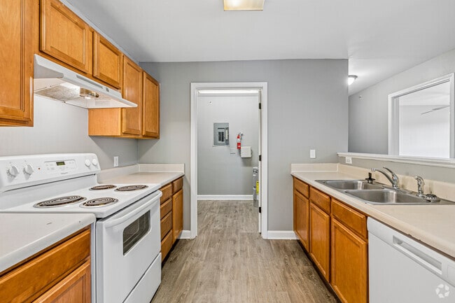 3BR, 2BA - 1,041SF - Kitchen