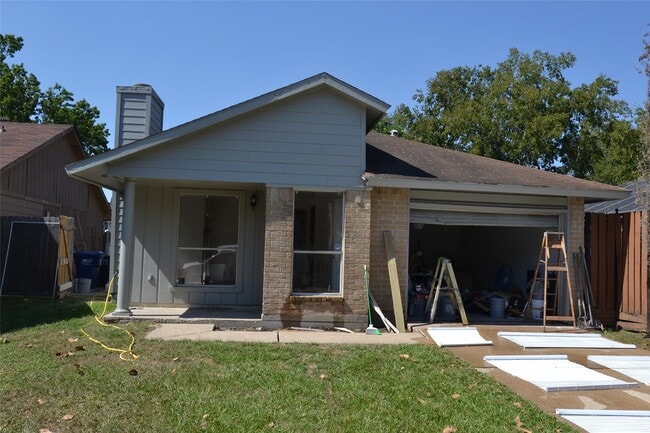 Photo - 6343 Glenhagen Dr
