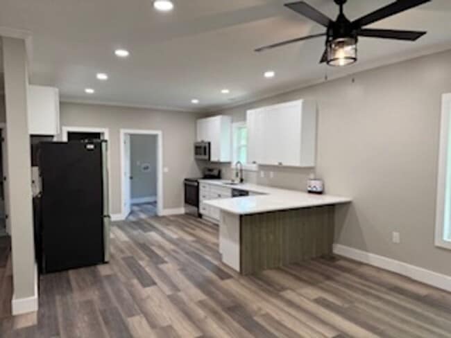 Photo - 123 Edwards Ave