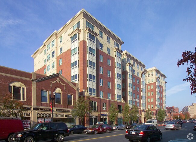 The Residences at Munroe Place Apartments For Rent in