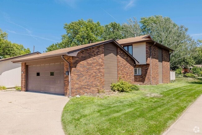 Building Photo - 224 N 75th Ct Rental