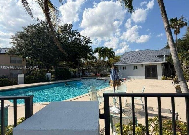 Photo - 7610 Westwood Dr Unit 122
