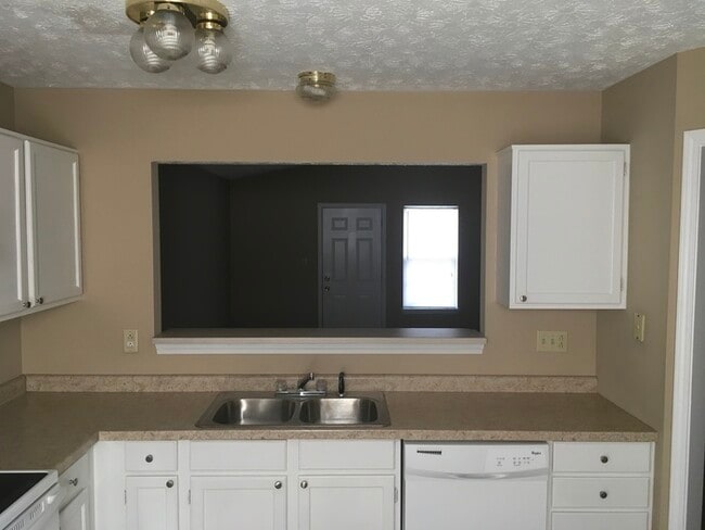 Photo - 3235 Keystone Lakes Way