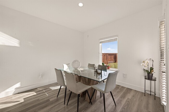 Photo - 3415 Dursley Landing Ct
