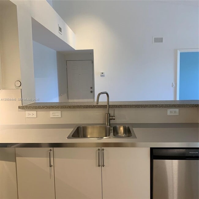 Photo - 2200 E Preserve Way Unit 301