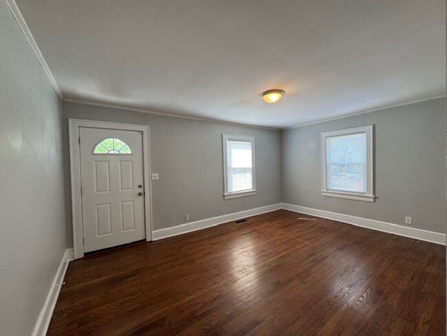 Photo - Adorable 2 Bedtoom-1 Bath Bungalow in great location, close to Downtown Greer! Lawn Service inclu...