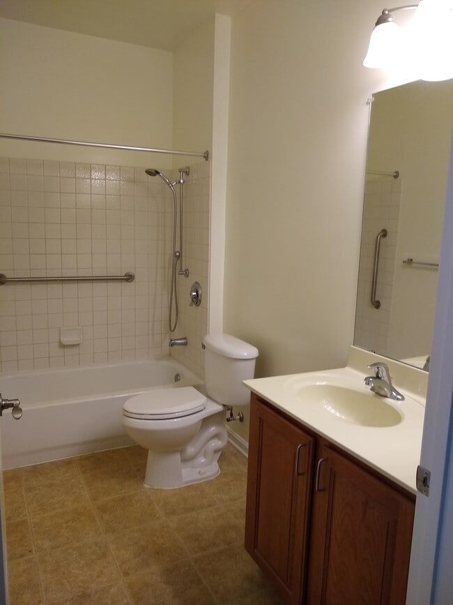 Bathroom - 130 Carlisle St Apartments Unit 3rd Floor 2bed/1bath