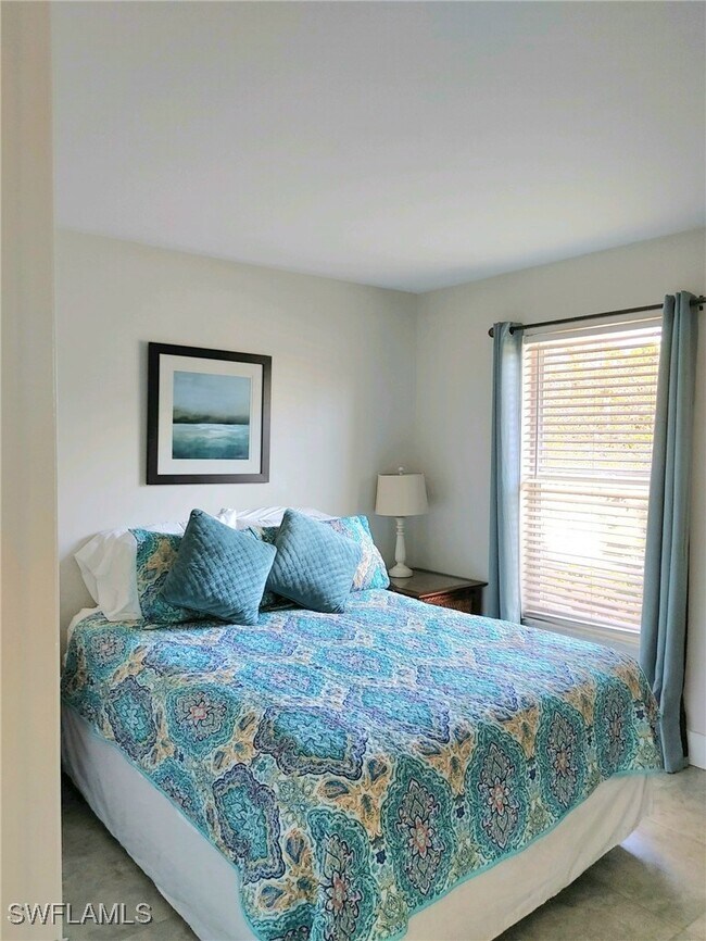 Photo - 2840 Shoreview Dr Unit 7