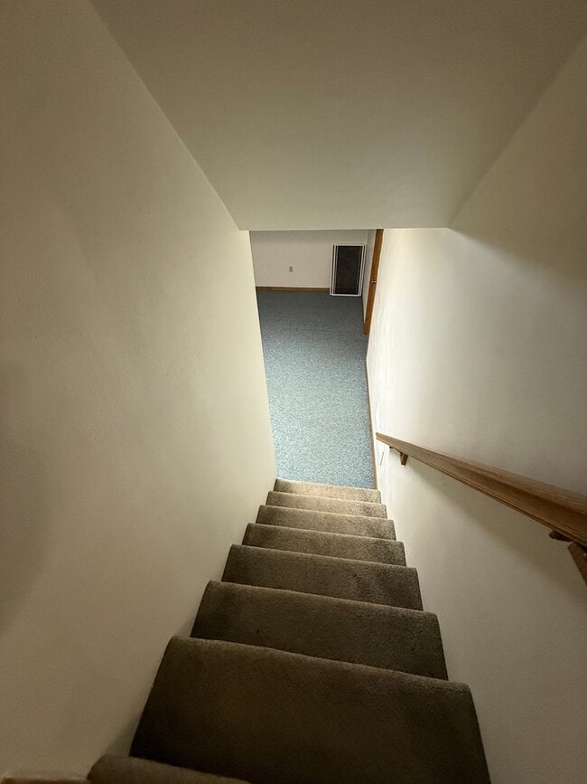 Photo - FOR RENT! Spacious 3-Bedroom Home with Garage & Large Yard – Davenport, IA