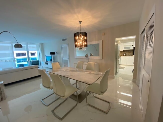 Photo - 4001 S Ocean Dr Unidad 10F