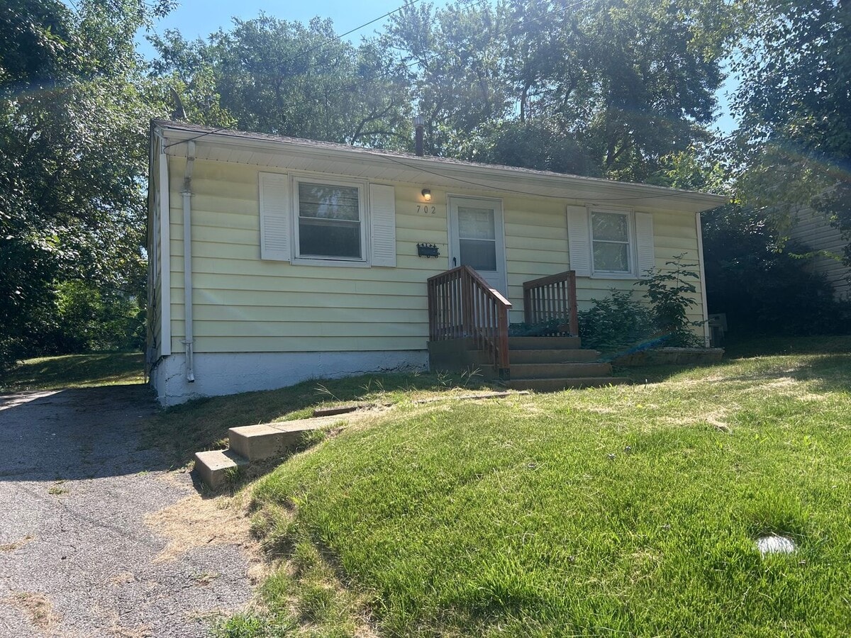 Charming 2 Bedroom 1 Bath House Rent Ready... - Charming 2 Bedroom 1 Bath House Rent Ready...