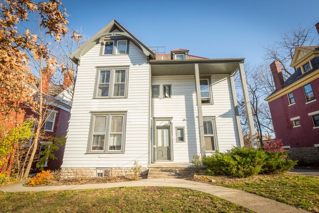 2632 Eden Ave