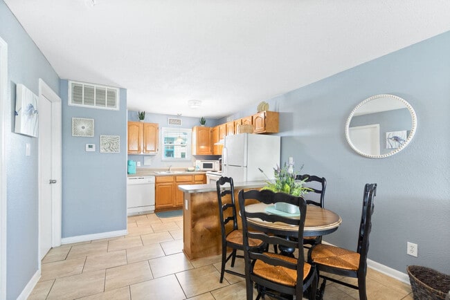 Photo - 1159 W Beach Blvd Unit SI ID1541225P