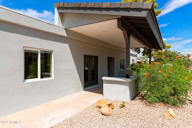 Photo - 3318 E Onyx Ave