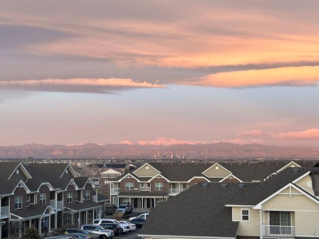 Photo - 1 bed 1 bath w/ Beautiful Mountain views! Unit 306